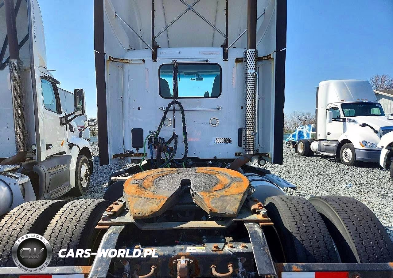 2017 Kenworth T680 Semi Truck VIN:1XKYA48X2HJ160304 - 6