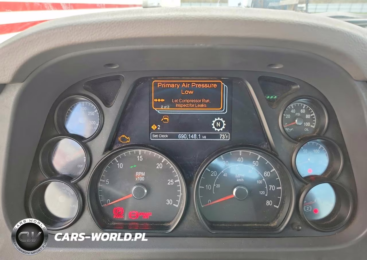 2017 Peterbilt 579 Semi Truck VIN:1XPBA48X8HD428982 - 8