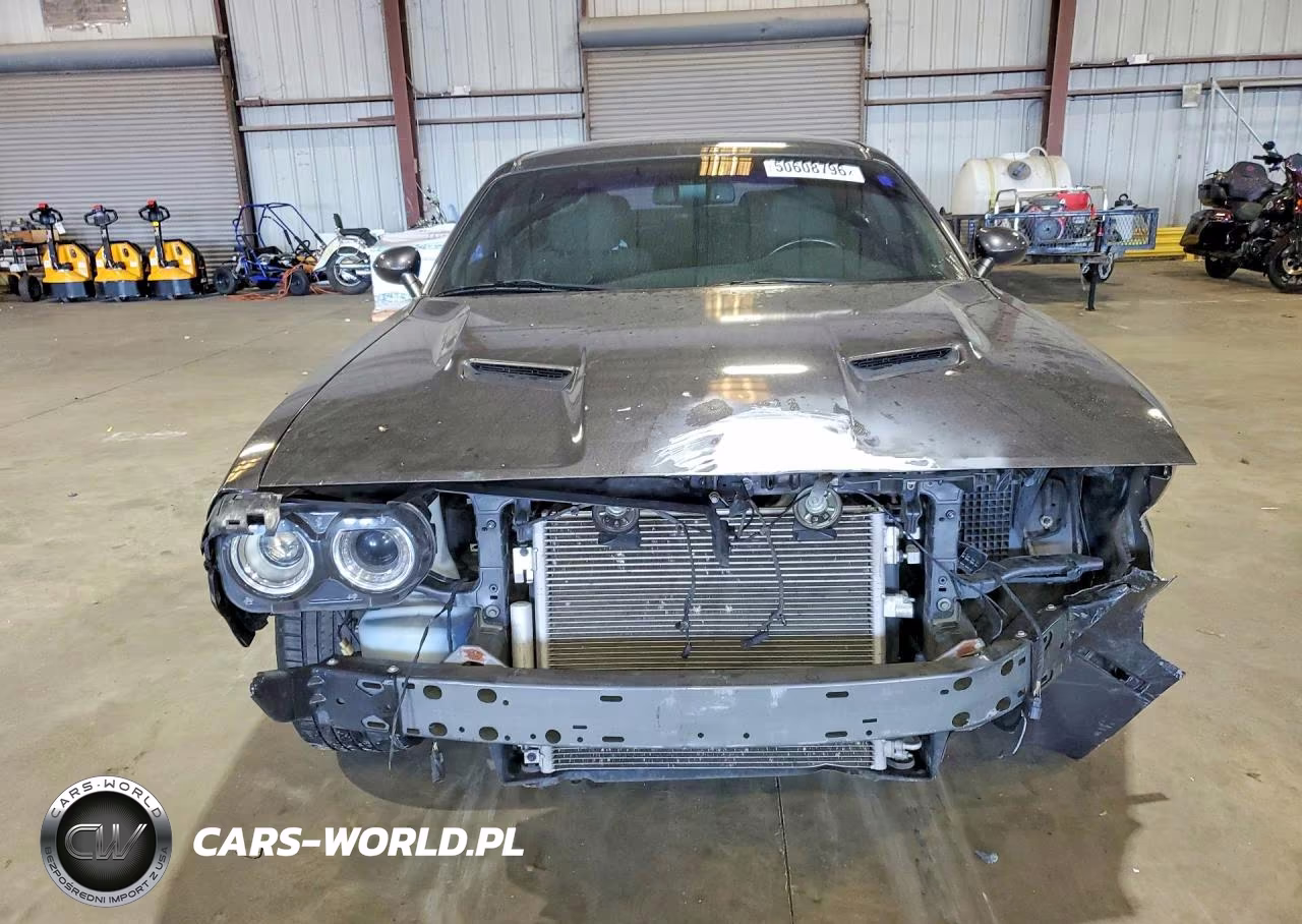 2020 Dodge Challenger Sxt VIN:2C3CDZAG6LH149261 - 5