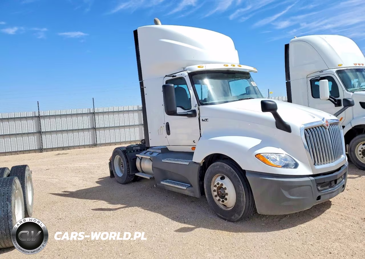 2018 International Lt625 Semi Truck