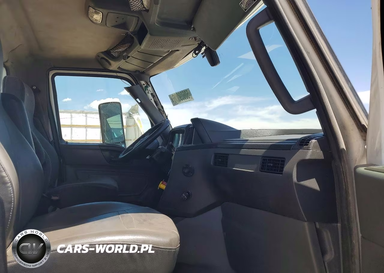2018 International Lt625 Semi Truck VIN:1HSDYAPR9JH698252 - 5