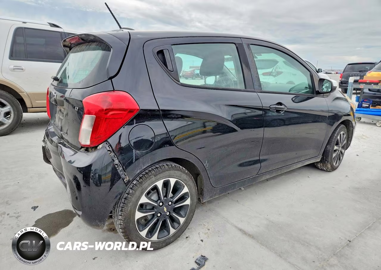 2021 Chevrolet Spark 1Lt VIN:KL8CD6SA2MC710881 - 3