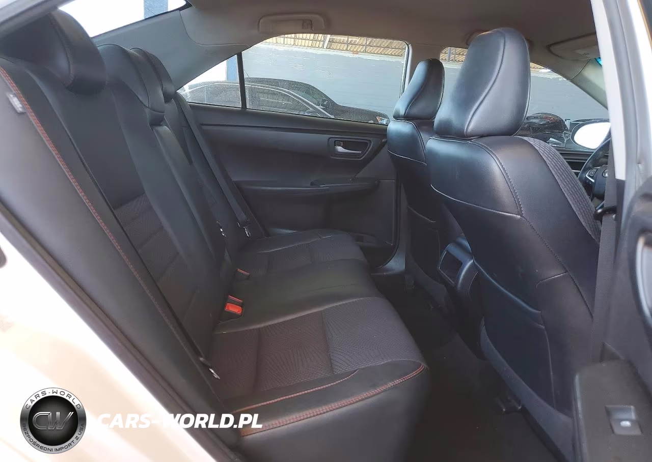 2017 Toyota Camry Se VIN:4T1BF1FK5HU741363 - 10