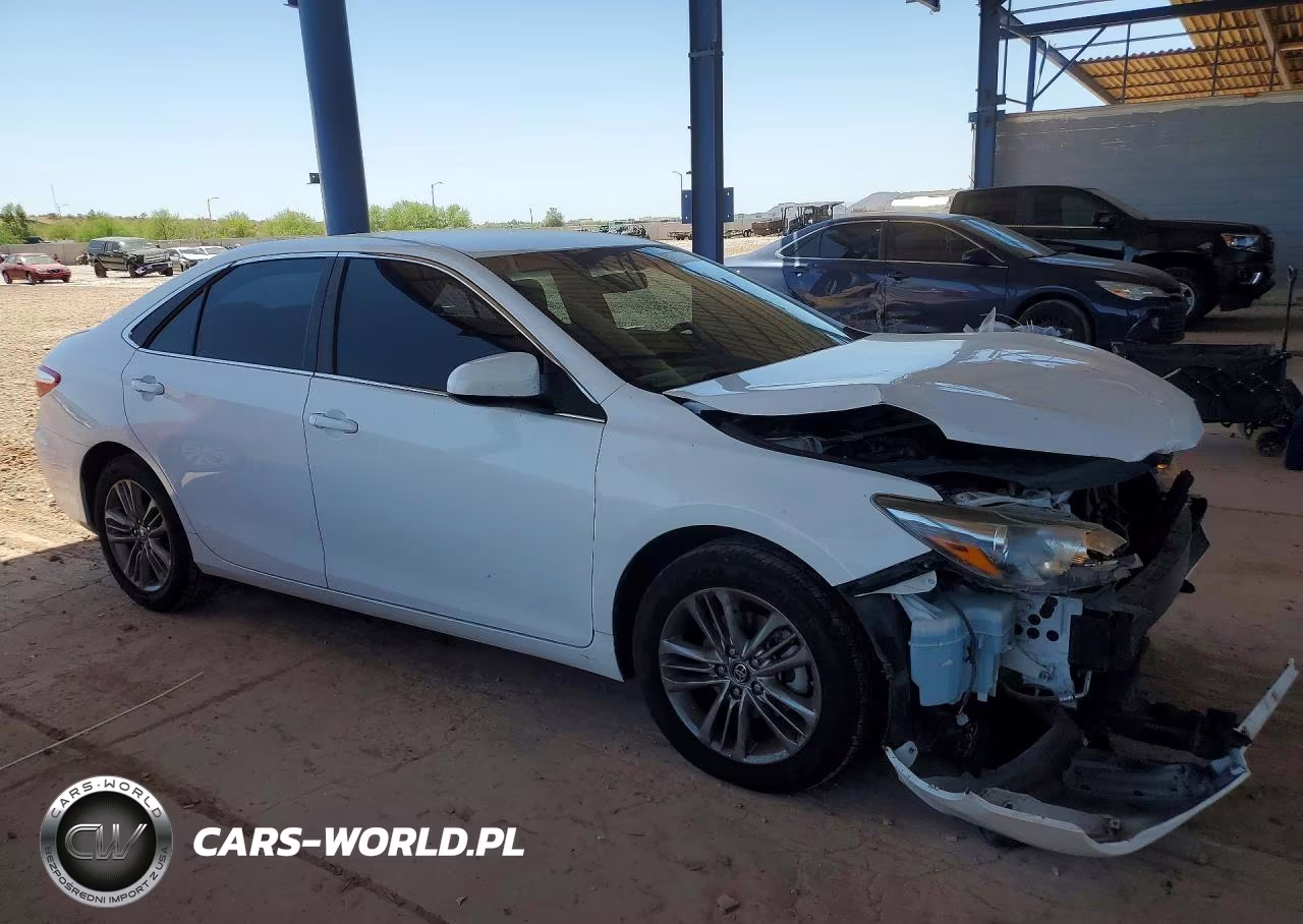 2017 Toyota Camry Se VIN:4T1BF1FK5HU741363 - 4