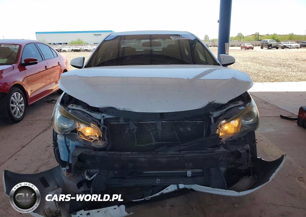 2017 Toyota Camry Se VIN:4T1BF1FK5HU741363 - 5