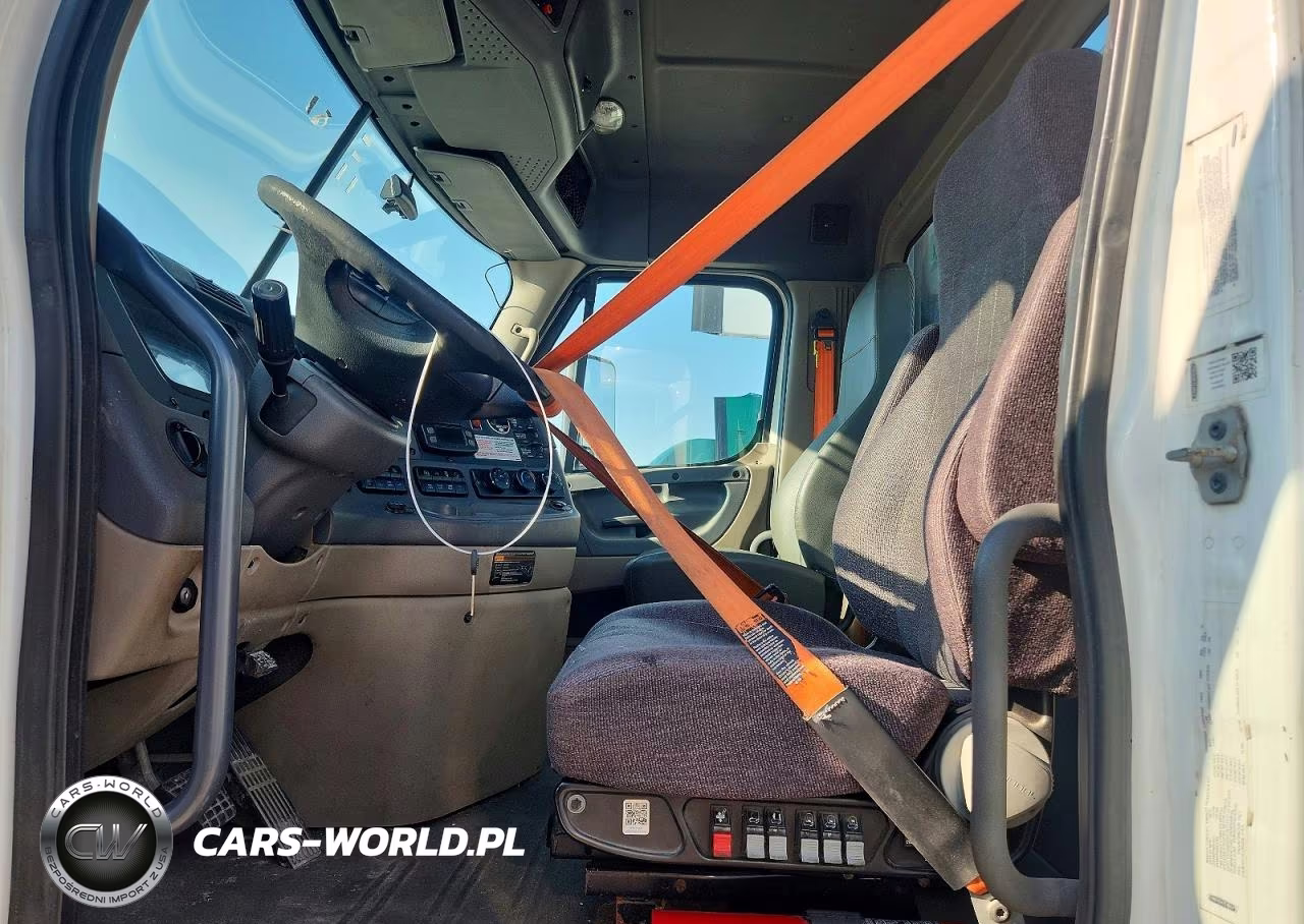 2016 Freightliner Cascadia 125 Semi Truck VIN:1FUBGEDV1GLHC5761 - 5