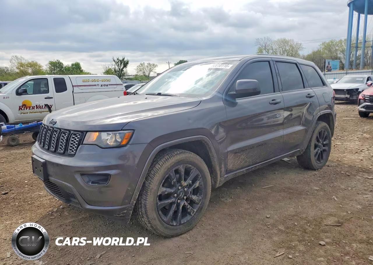 2019 Jeep Grand Cherokee Laredo