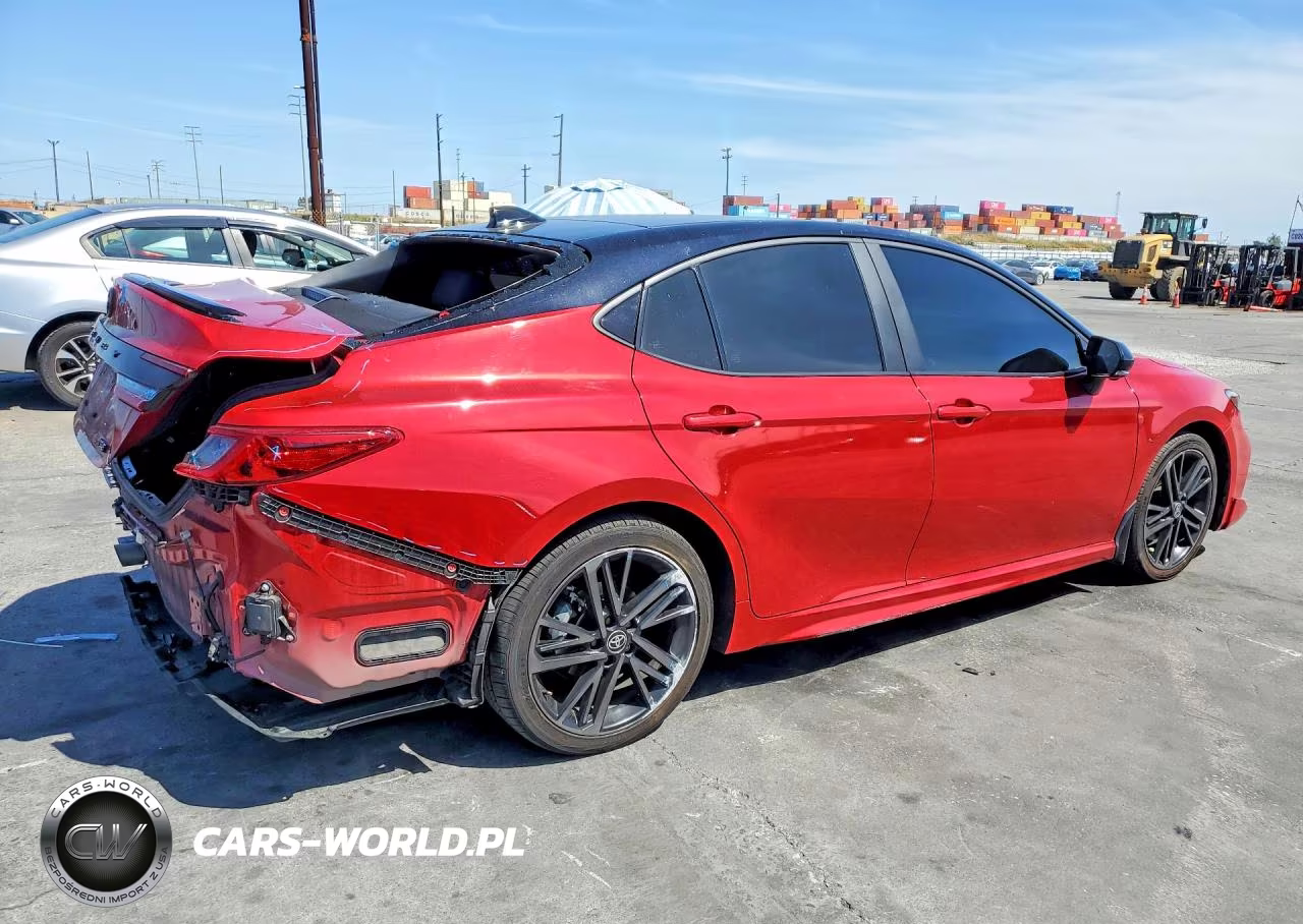 2025 Toyota Camry Xse VIN:4T1DAACK1SU037390 - 3