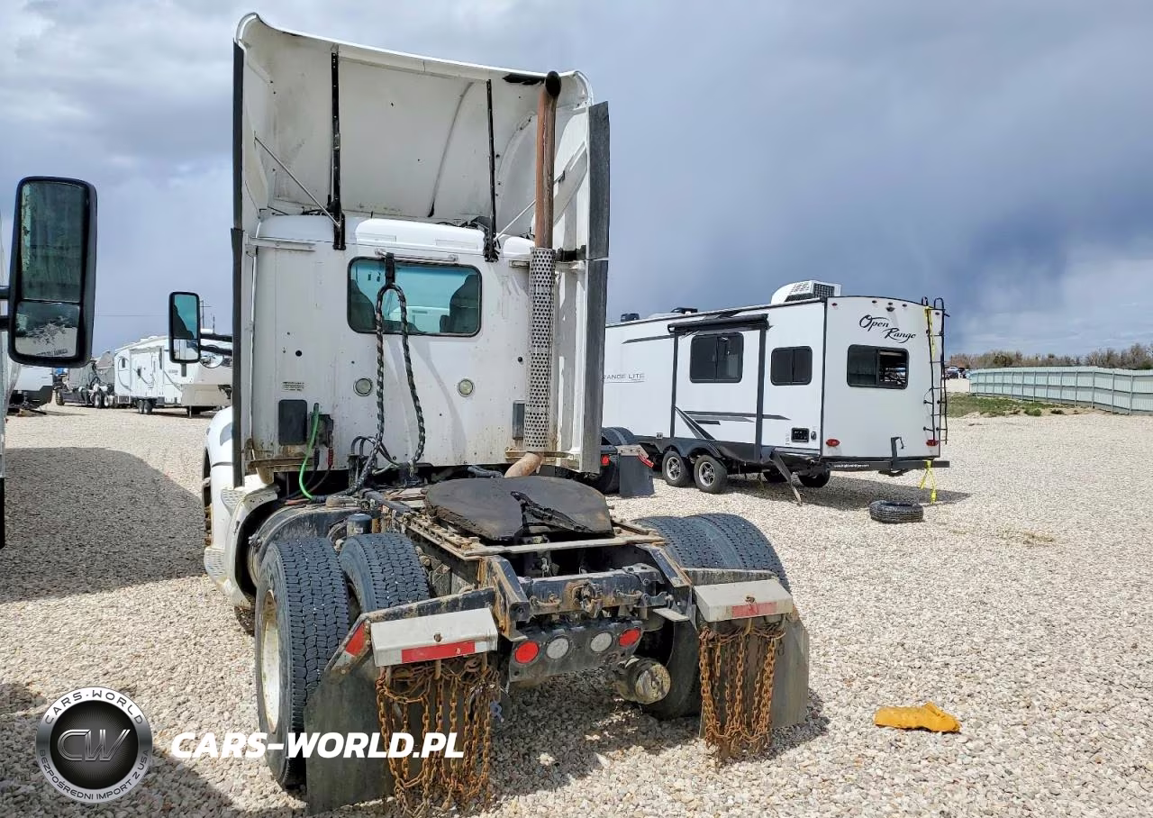 2014 Kenworth T680 Semi Truck VIN:1XKYA48X1EJ402320 - 3