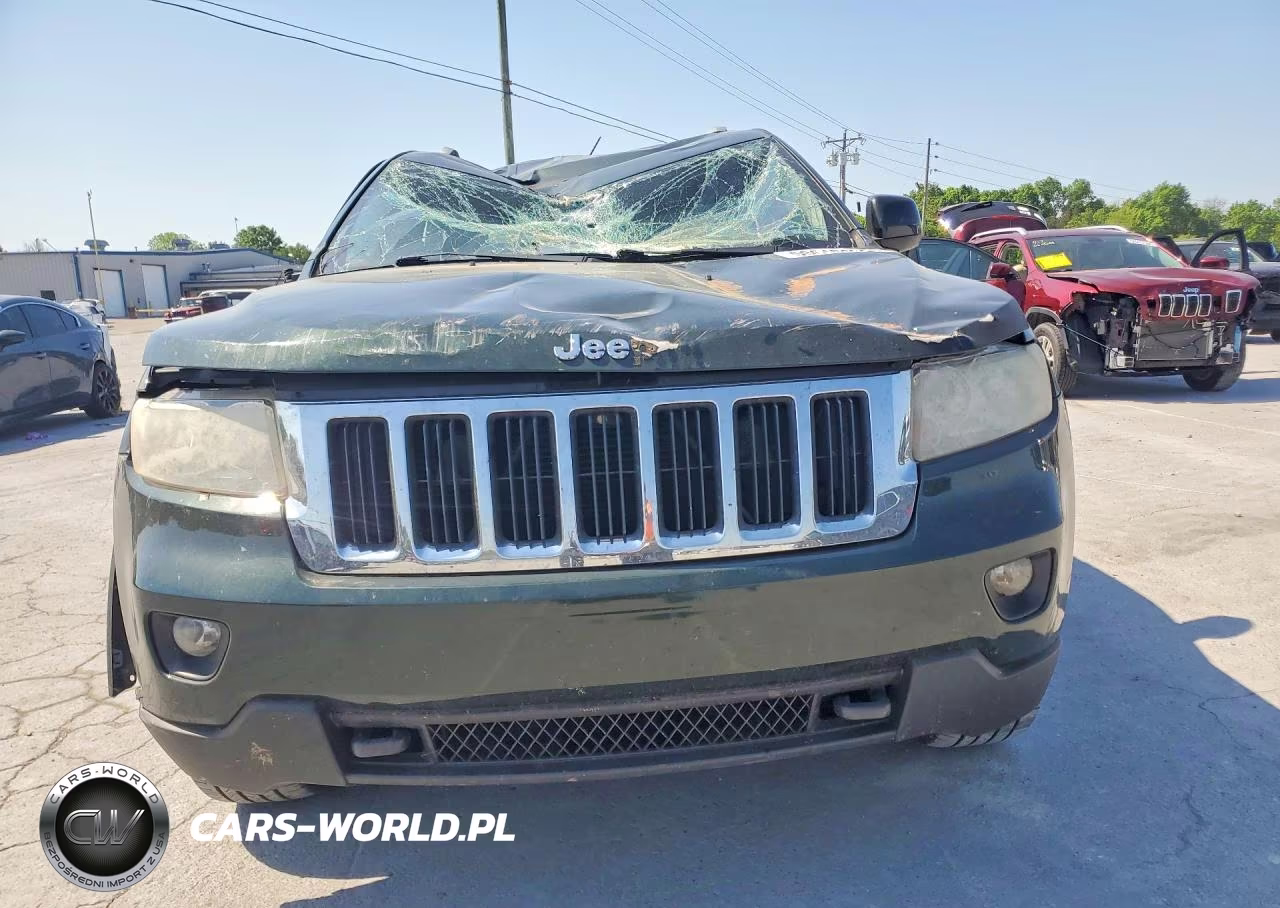 2011 Jeep Grand Cherokee Laredo VIN:1J4RR4GG7BC576655 - 5