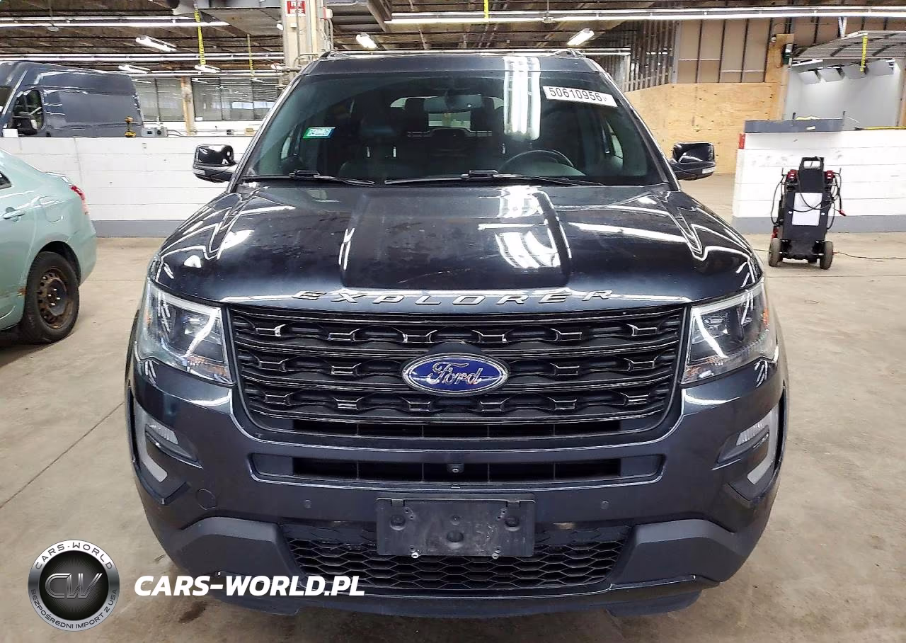 2017 Ford Explorer Sport VIN:1FM5K8GTXHGA14999 - 5