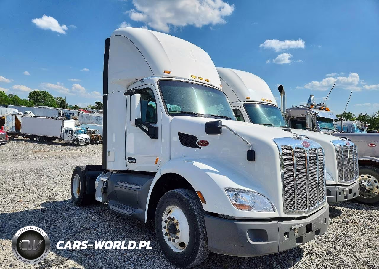 2021 Peterbilt 579 - Semi Truck