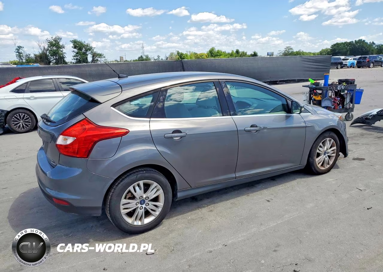 2012 Ford Focus Sel VIN:1FAHP3M2XCL462604 - 3