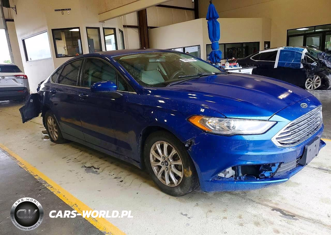2017 Ford Fusion S VIN:3FA6P0G70HR140835 - 4