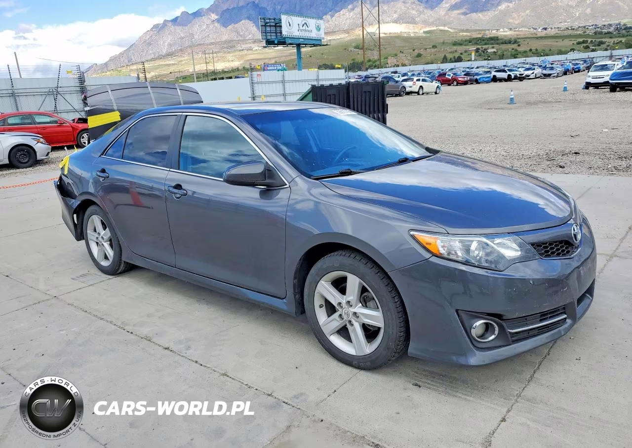 2013 Toyota Camry Se VIN:4T1BF1FKXDU217927 - 4