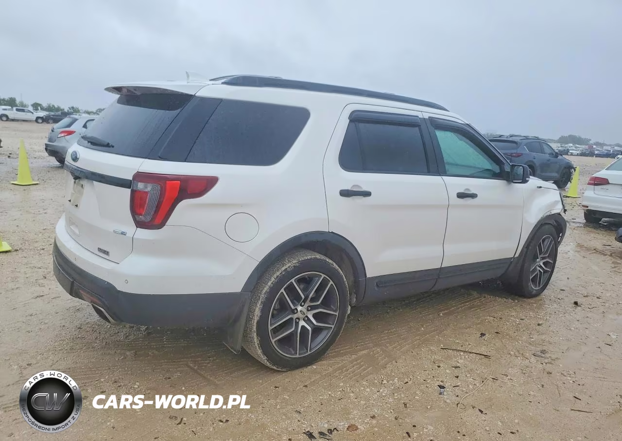 2016 Ford Explorer Sport VIN:1FM5K8GT5GGA84859 - 3