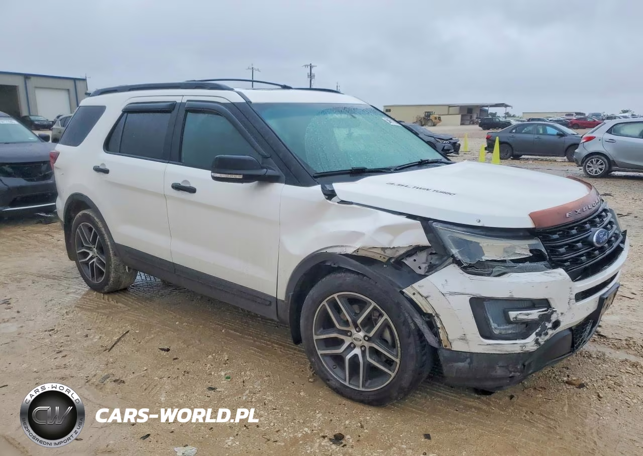 2016 Ford Explorer Sport VIN:1FM5K8GT5GGA84859 - 4
