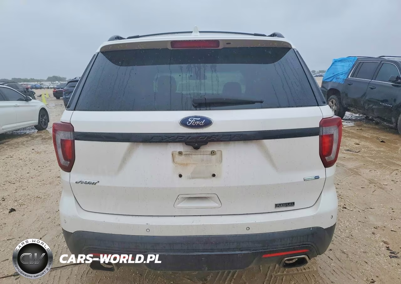 2016 Ford Explorer Sport VIN:1FM5K8GT5GGA84859 - 6