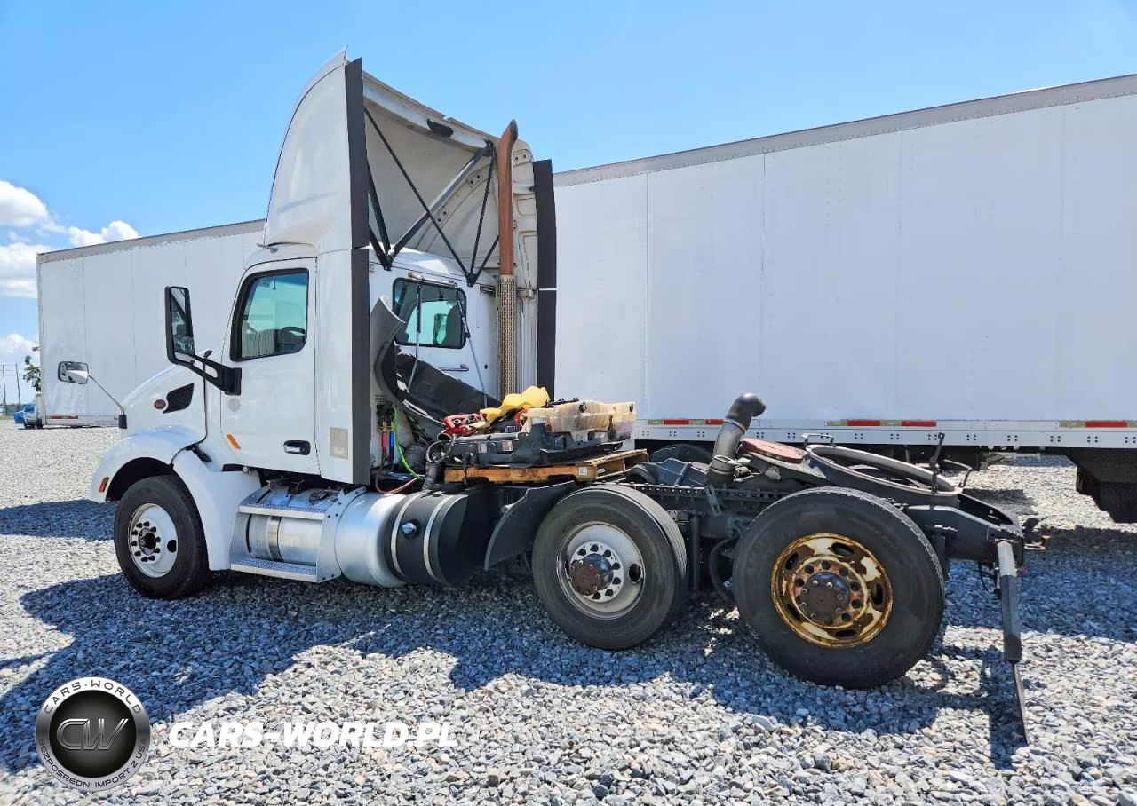 2020 Peterbilt 579 Semi Truck VIN:1XPBD49X7LD685002 - 3