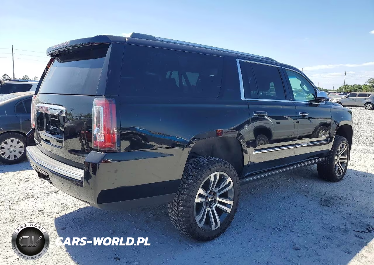 2018 GMC Yukon Xl Denali VIN:1GKS1HKJ6JR224689 - 3