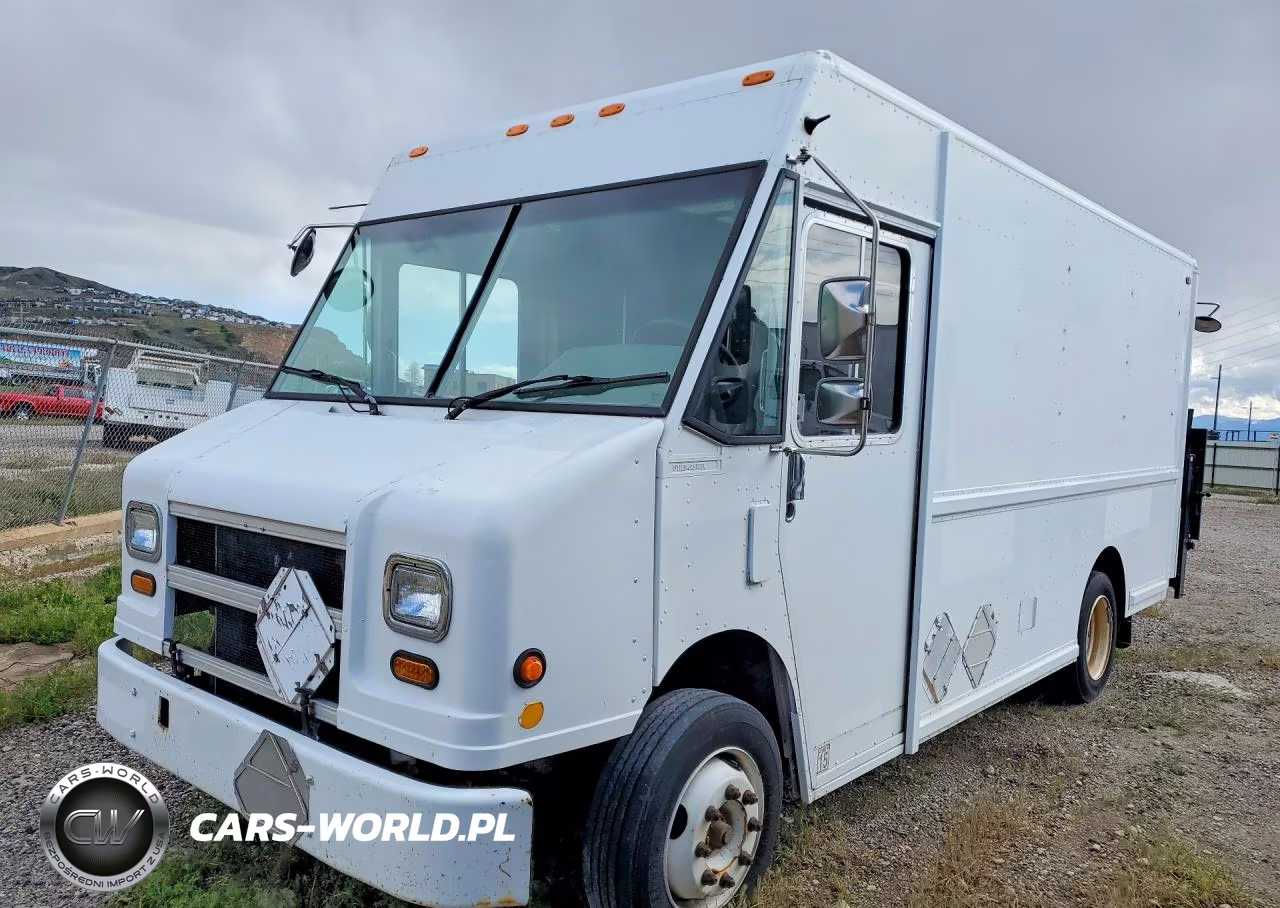 2004 Freightliner Mt45 Chassis Delivery Truck