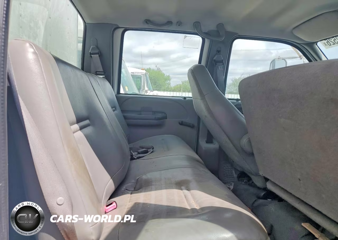 2007 Ford F650 Super Duty VIN:3FRNW65R37V519174 - 10