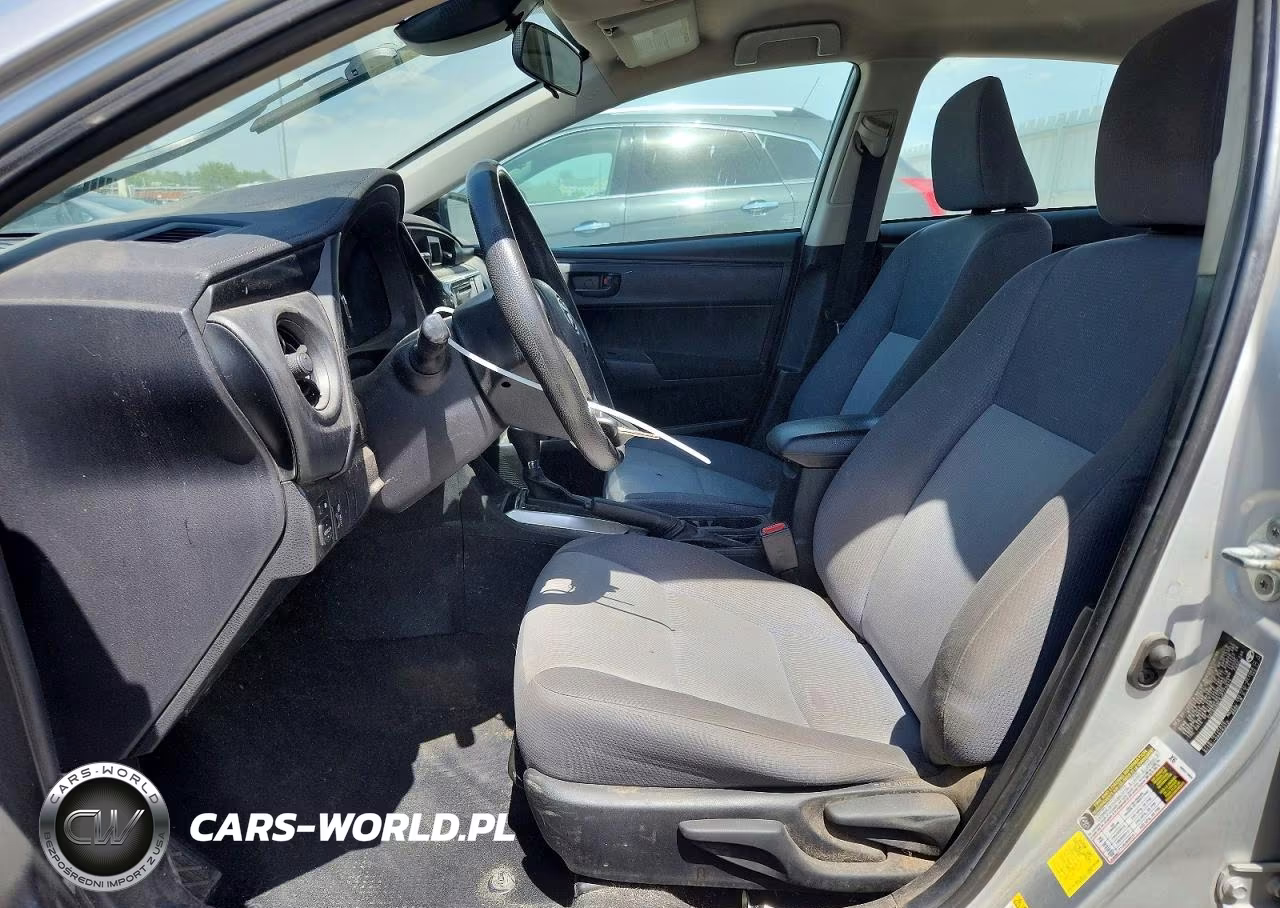 2018 Toyota Corolla L VIN:5YFBURHE6JP775914 - 7