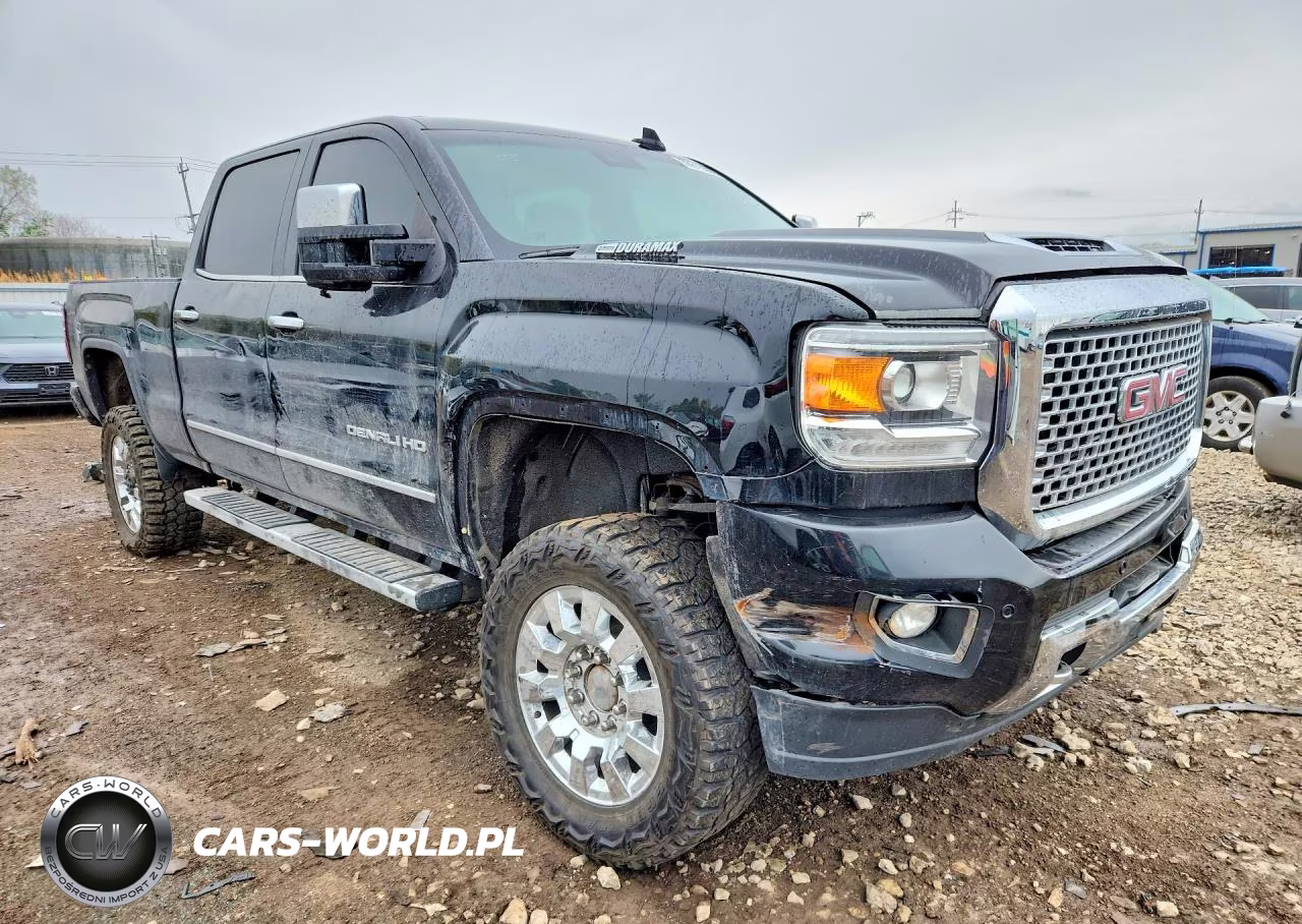 2017 GMC Sierra K2500 Denali VIN:1GT12UEY7HF192109 - 4