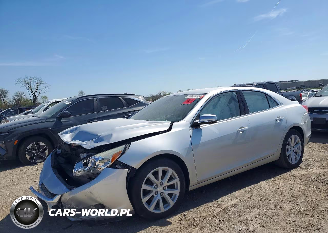 2015 Chev Malibu 2Lt