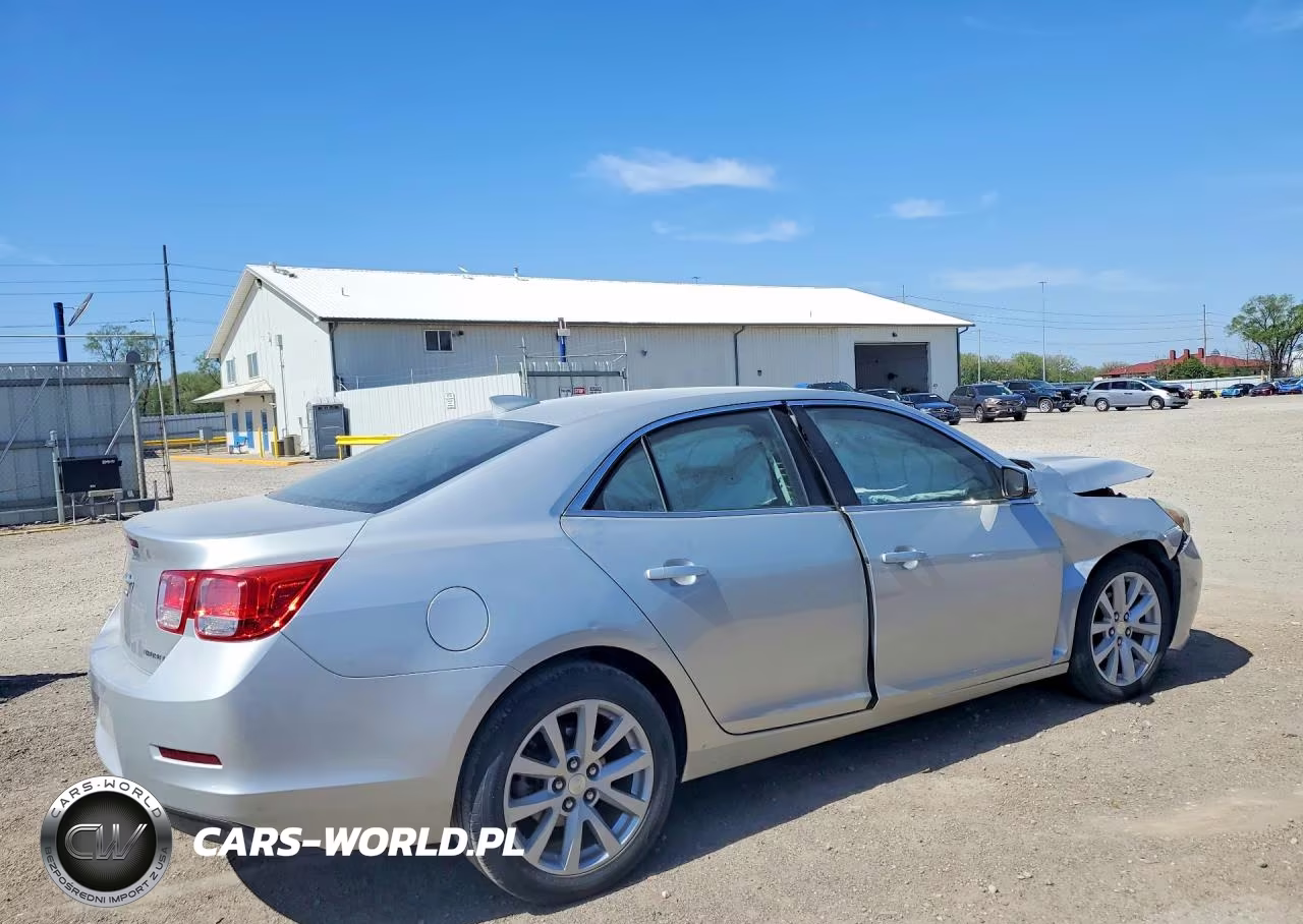 2015 Chev Malibu 2Lt VIN:1G11D5SL7FF101127 - 3