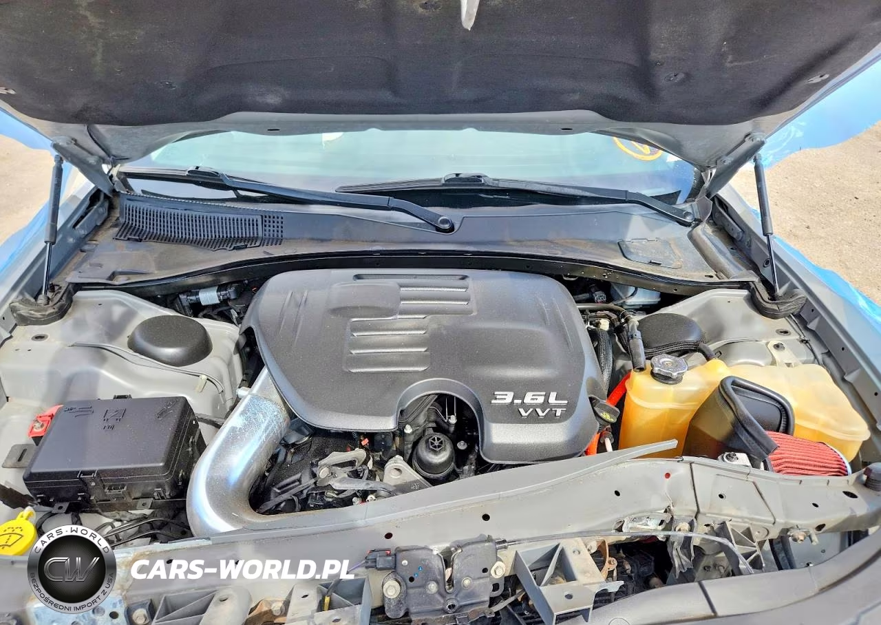 2018 Chrysler 300 Limited VIN:2C3CCAEGXJH167919 - 11