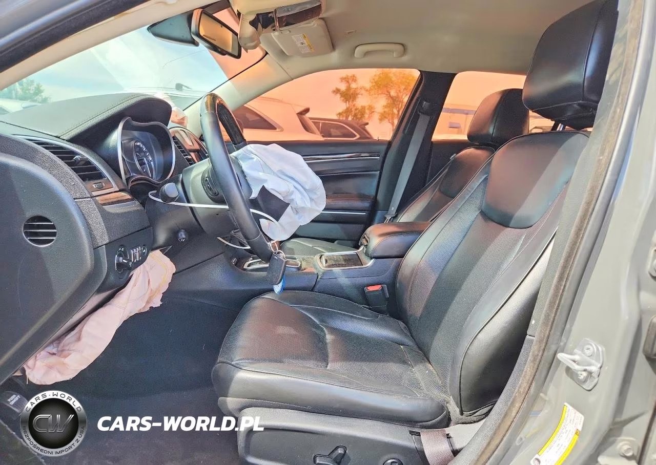 2018 Chrysler 300 Limited VIN:2C3CCAEGXJH167919 - 7