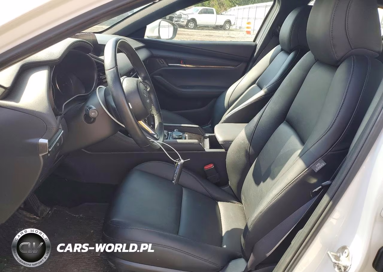 2021 Mazda 3 Preferred VIN:JM1BPBLL1M1315704 - 7