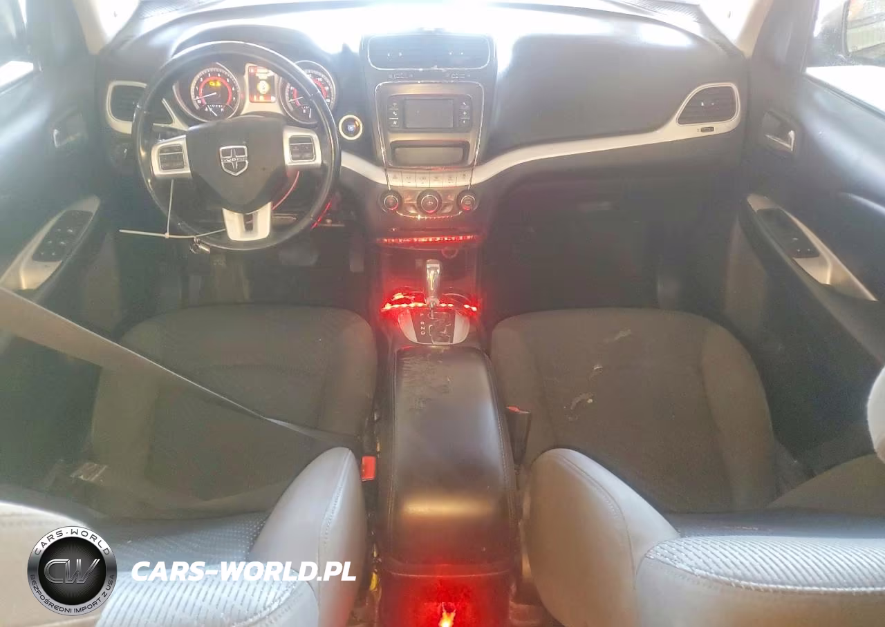 2018 Dodge Journey Se VIN:3C4PDCAB8JT447975 - 8