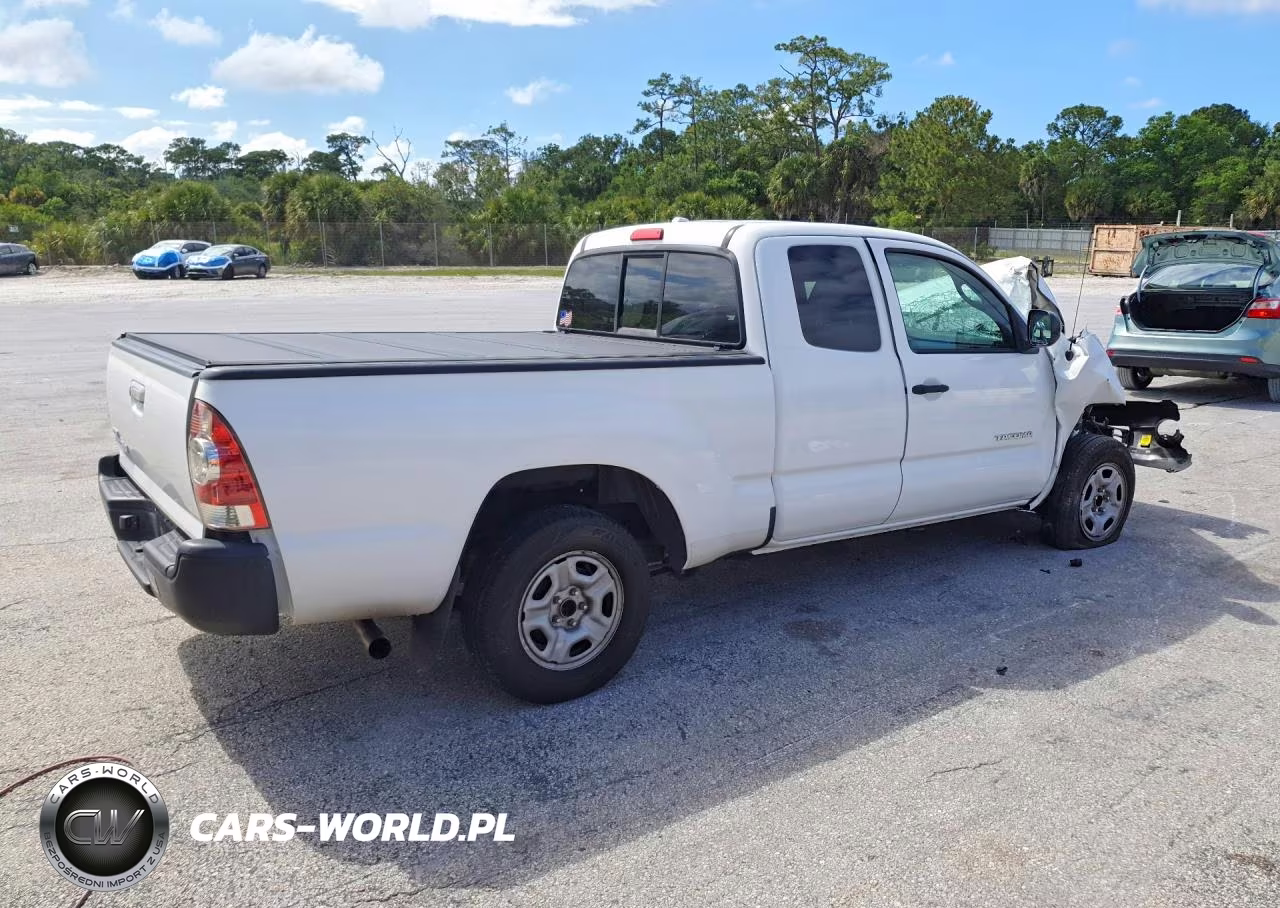 2010 Toyota Tacoma Access Cab VIN:5TETX4CN3AZ703570 - 3