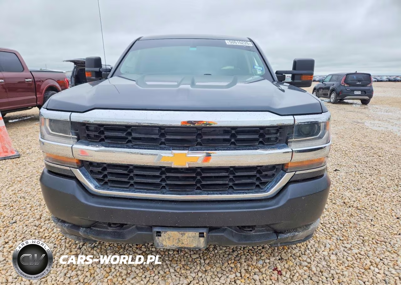 2017 Chevrolet Silverado K1500 VIN:1GCUKNEC8HF161510 - 5