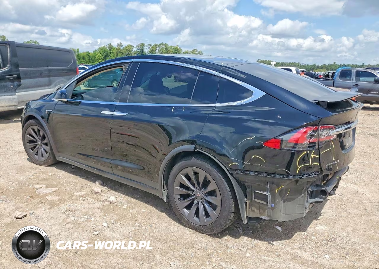 2018 Tesla Model X VIN:5YJXCBE29JF136366 - 2