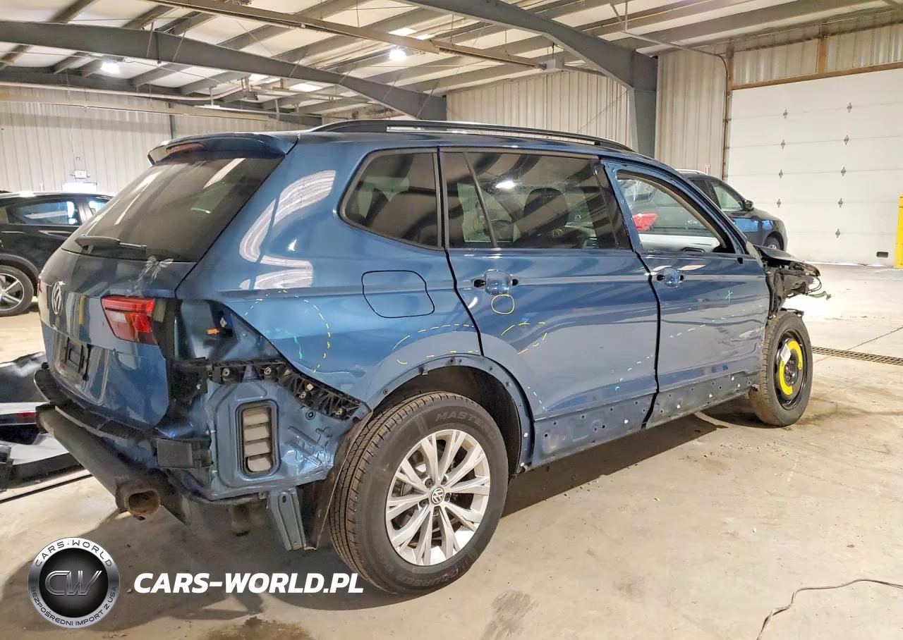 2019 Volkswagen Tiguan S VIN:3VV1B7AX7KM079218 - 3
