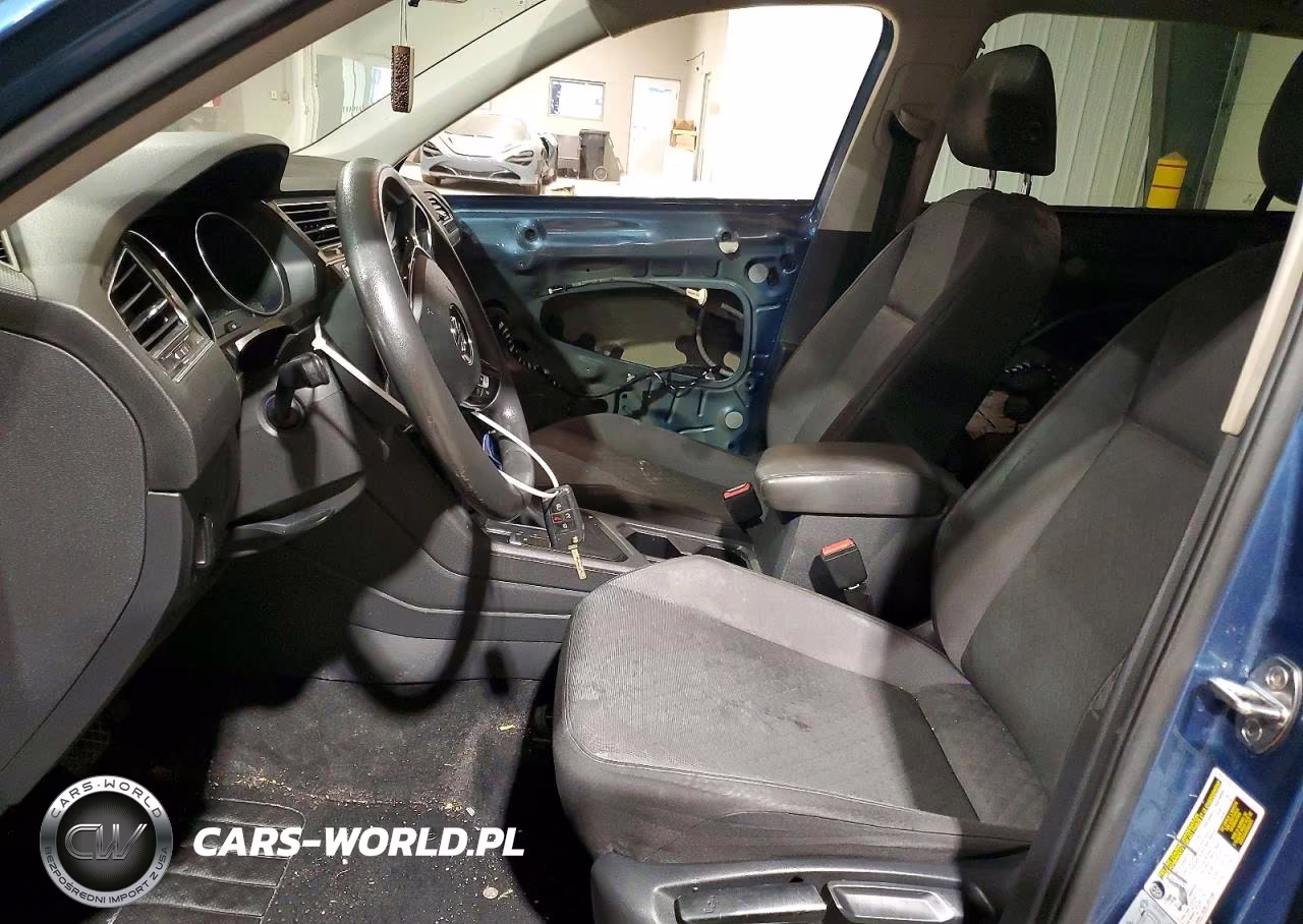 2019 Volkswagen Tiguan S VIN:3VV1B7AX7KM079218 - 7