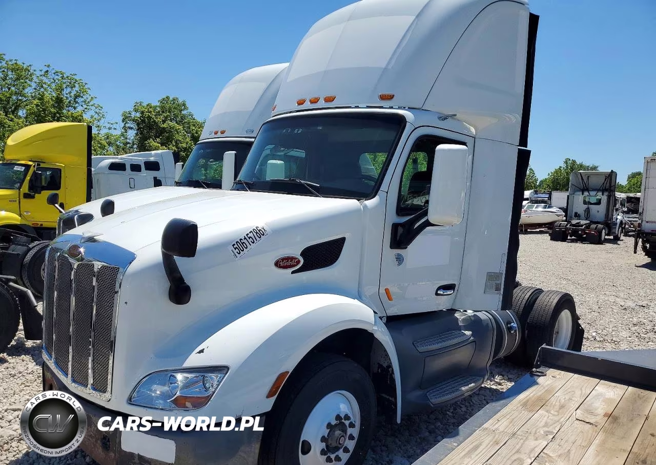 2016 Peterbilt 579 VIN:1XPBA48XXGD339882 - 2