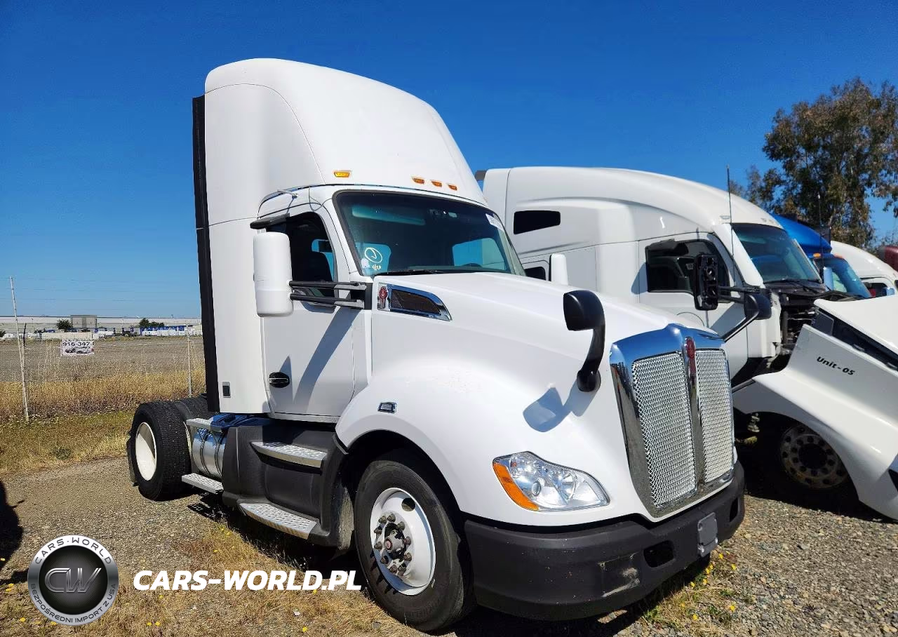 2017 Kenworth Constructi - Semi Truck