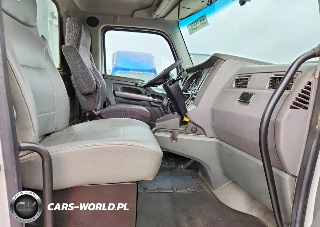 2017 Kenworth Constructi - Semi Truck VIN:1XKYA48X8HJ160419 - 5