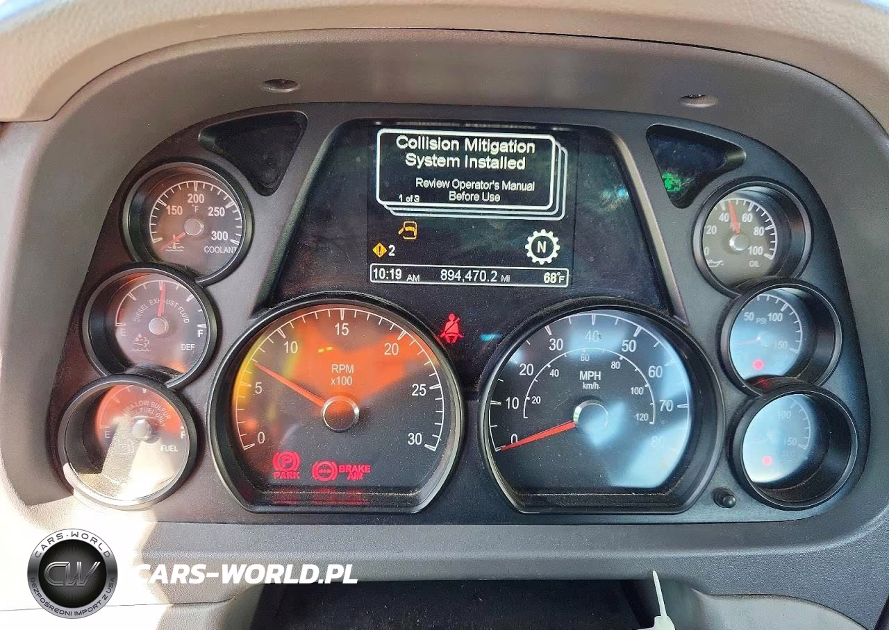 2017 Peterbilt 579 - Semi Truck VIN:1XPBA48X8HD428786 - 8