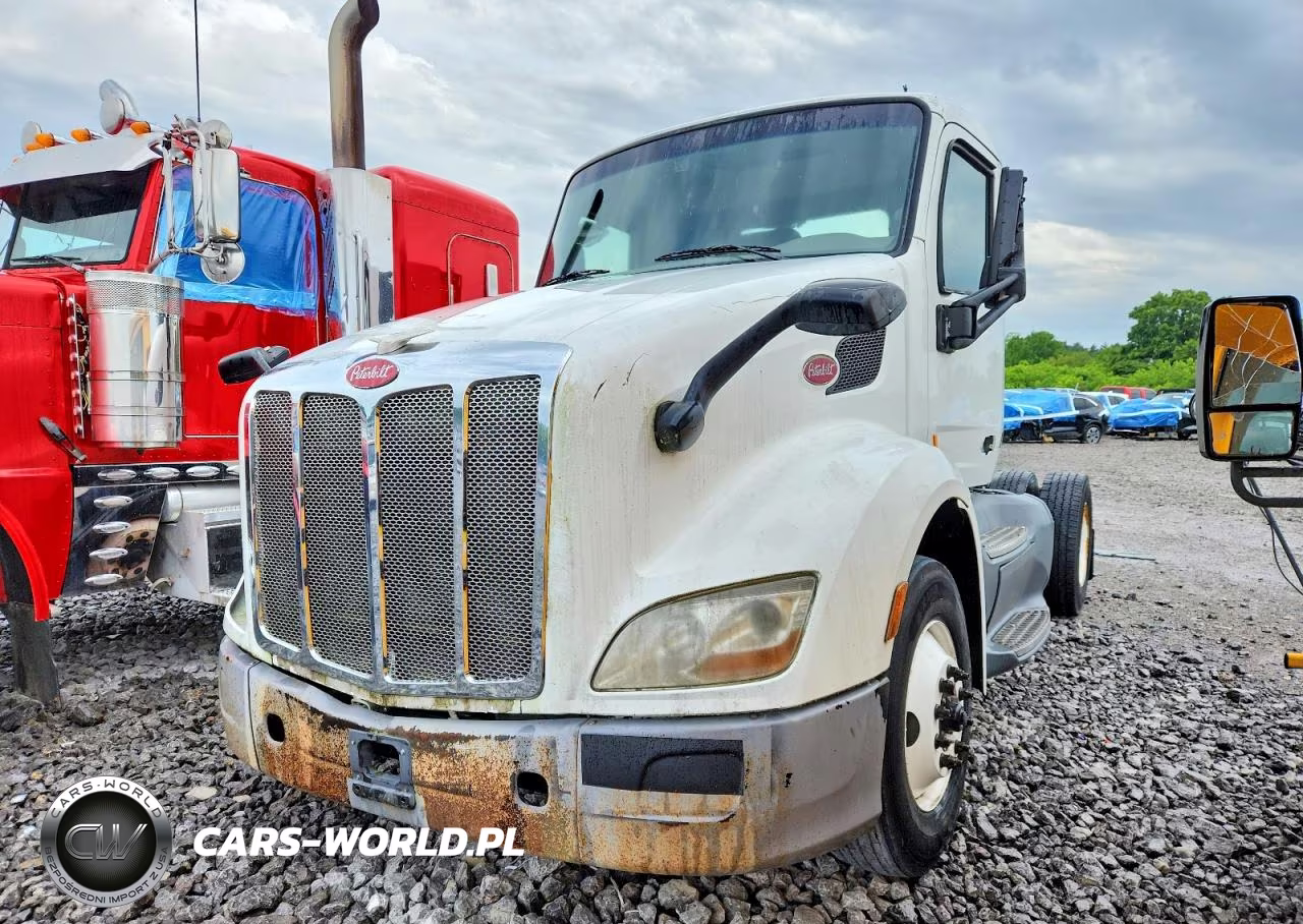 2015 Peterbilt 579 Semi Truck VIN:1XPBA48X8FD299395 - 2