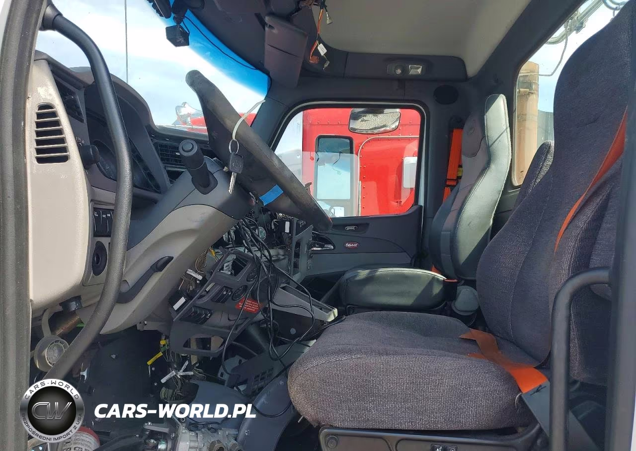 2015 Peterbilt 579 Semi Truck VIN:1XPBA48X8FD299395 - 5