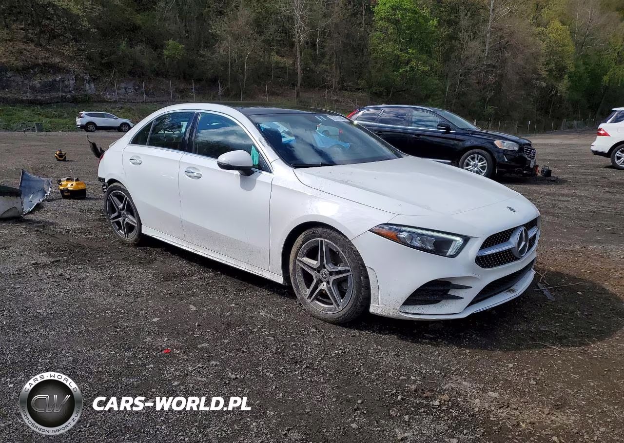 2022 Mercedes-Benz A 220 4Matic VIN:W1K3G4FB5NJ364589 - 4