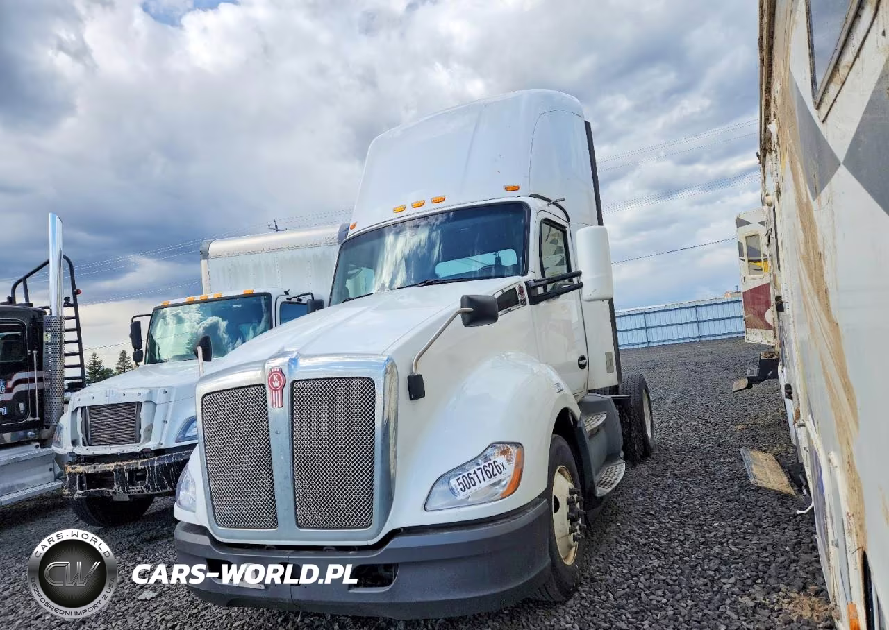 2021 Kenworth T680 Semi Truck VIN:1XKYA48X5MJ440776 - 2