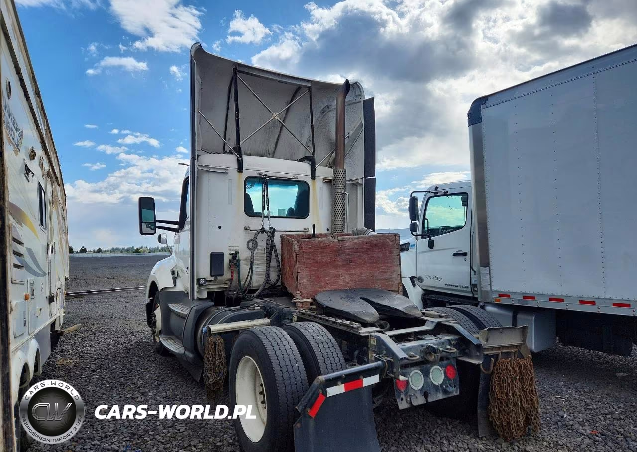 2021 Kenworth T680 Semi Truck VIN:1XKYA48X5MJ440776 - 3