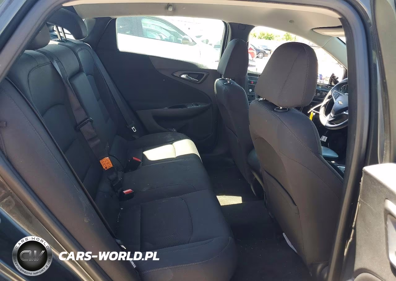 2018 Chevrolet Malibu Ls VIN:1G1ZB5ST9JF116665 - 10