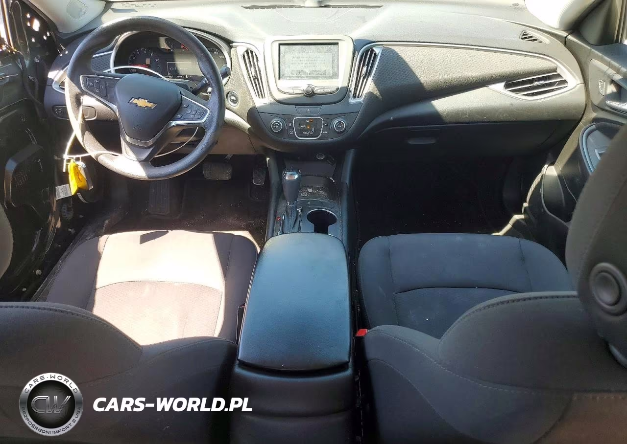 2018 Chevrolet Malibu Ls VIN:1G1ZB5ST9JF116665 - 8